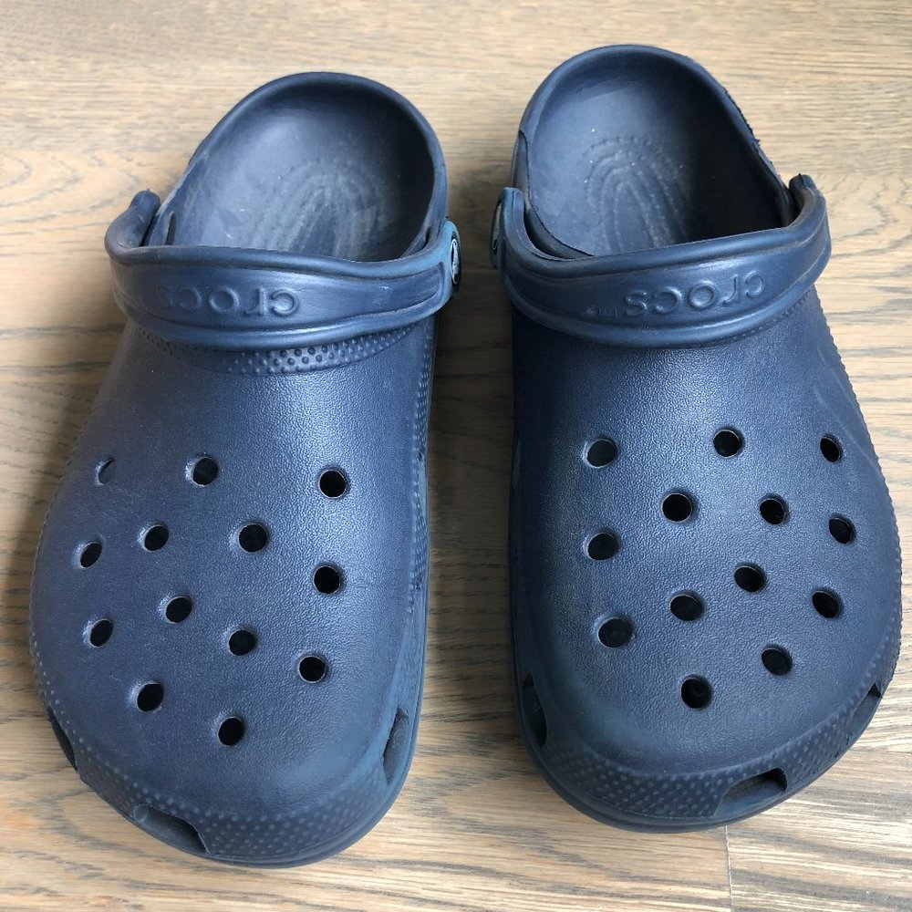 Navy blue crocs size 7/9